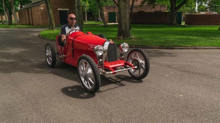 Bugatti masih meneriima pesanan mobil listrik mungil klasiknya.