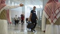 Dari total 1.000 jamaah yang terpilih melaksanakan haji tahun ini, 700 di antaranya merupakan ekspatriat atau warga negara asing (WNA) yang tinggal di Arab Saudi. Saudi Ministry of Media via AP.