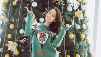 Banyak yang mengira jika Dilraba Dilmurat adalah seorang muslim karena berasal dari Uighur, namun ia tak pernah menjelaskan agamanya itu. Dok. Instagram