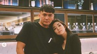 Sementara itu Wijin masih memposting foto dirinya bersama Gisel. Dok. Instagram