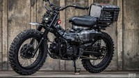 K-Speed mengubah Honda CT125 dengan konsep yang lebih nakal.  Mengawali pekerjannya, K-Speed mengganti swingarm (lengan ayun) bawaan dengan unit kustom yang lebih panjang dua inci.Foto: Bike Exif