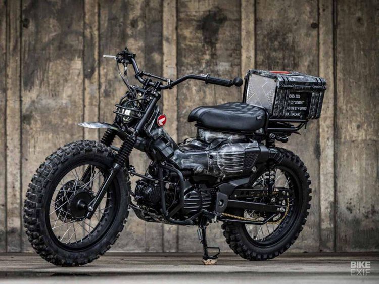 Gahar! Modifikasi Honda CT125 Pakai Knalpot ala Senjata Militer