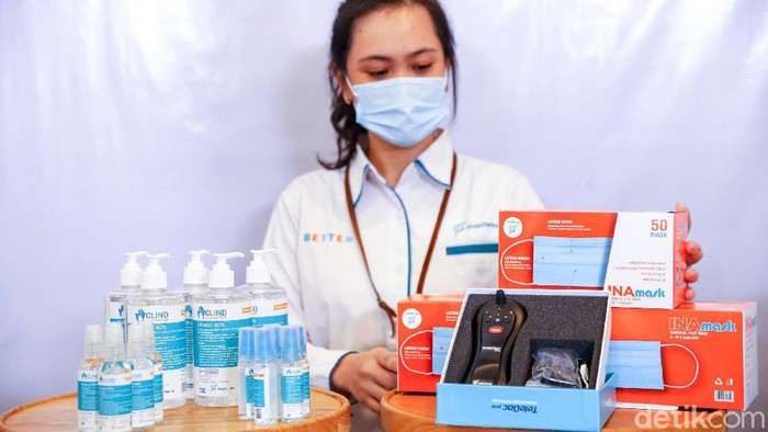PT Indofarma Tbk meluncurkan enam alat kesehatan baru. Alat kesehatan itu diantaranya masker hingga mesin untuk cuci darah.