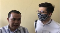Irwansyah dituding telah menggelapkan uang perusahaan sebesar Rp 1,9 miliar.  Foto: Hanif/detikHOT