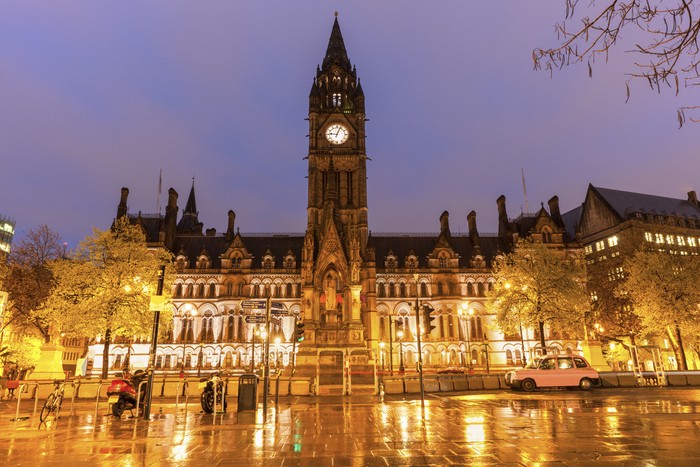 Manchester Townhall Manchester Town Hall saat malam. Lokasi di Manchester, North West England, Inggris.