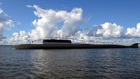 Kapal selam Rusia Orel K-266 ikut memeriahkan parade tersebut. Alexei Druzhinin, Sputnik, Kremlin Pool Photo via AP.