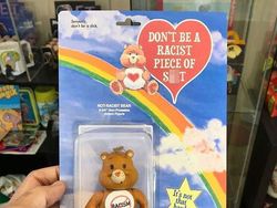 Produk Aneh dan Editan yang Ramai di Instagram, Bikin Ngakak!