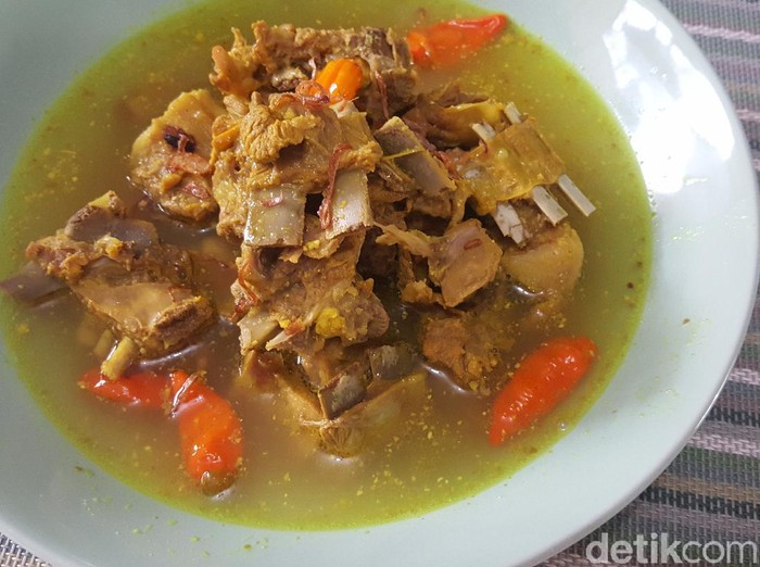 tengkleng kambing khas solo