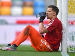 Juventus Ingin Donnarumma? Lepas Szczesny Dulu