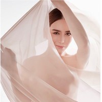 Berkat kesuksesannya, lulusan Hubungan Internasional Bond University Sydney, Australia, itu, dianugerahi penghargaan Asia Media Woman of the Year di Content Asia Summit 2019 di Singapura. Seperti dikabarkan Bangkok Post, ia menjadi orang Thailand pertama sekaligus transgender perempuan pertama yang menyabet penghargaan tersebut. (Foto: Instagram/@anne.jknofficial)