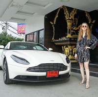 Jakkaphong Anna Jakrajutatip mendirikan JKN Global Media pada 2013. JKN memegang hak distribusi film-film dan program-program televisi di Thailand untuk banyak perusahaan termasuk Walt Disney Co., CBS Corp., dan Sony Corp. JKN juga menjalin kerja sama dengan CNBC untuk penyiaran selama lima tahun ke depan. (Foto: Instagram/@anne.jknofficial)