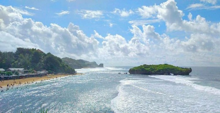 Bagus Juga Ya, Pantai Sadranan di Yogyakarta