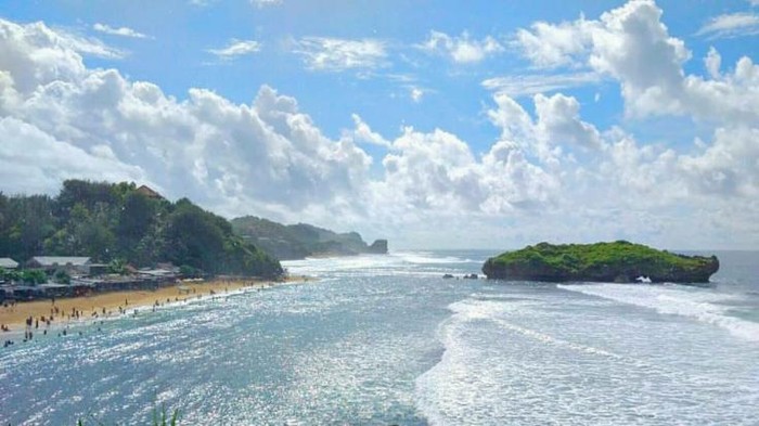 Bagus Juga Ya, Pantai Sadranan di Yogyakarta