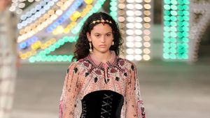 Foto: 15 Koleksi Terbaru Dior Cruise 2021