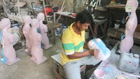 Manekin anatomi tubuh berbahan fiber sebagai alat peraga pendidikan dan kesehatan.