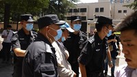 Otoritas China memerintahkan penutupan Konsulat AS di Chengdu pada Jumat (24/7) lalu, setelah AS memberi waktu 72 jam bagi China untuk menutup Konsulatnya di Houston pekan lalu.