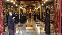 Sekolah ini merupakan salah satu universitas teologi agama Buddha di Indonesia yang sudah cabang di 16 kota.  