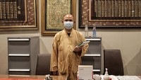Untuk menjadi seorang bikhu (biksu) para pelajar diharuskan untuk memperdalam agama Buddha terlebih dahulu, salah satunya adalah melalui sekolah ini.  
