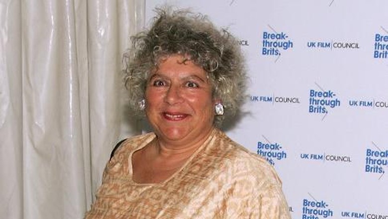 LOS ANGELES - NOVEMBER 1:  Actress Miriam Margolyes arrives at the UK Film Councils Inaugural 