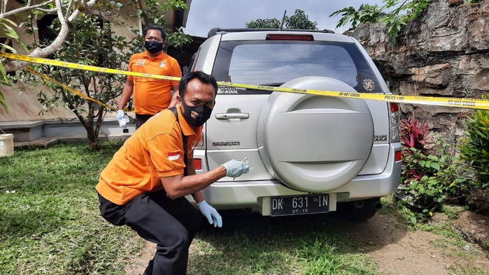 Seorang bayi berinisial NPJ yang baru berumur 11 bulan terlindas mobil di Kintamani, Bangli hingga meninggal dunia. Pengemudi mobil MADP (38) merupakan majikan dari orang tua korban.