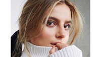 Model berusia 24 tahun itu pun mulai dekat dengan Tom Holland sejak akhir tahun lalu. Dok. Instagram/@nadia.parkes