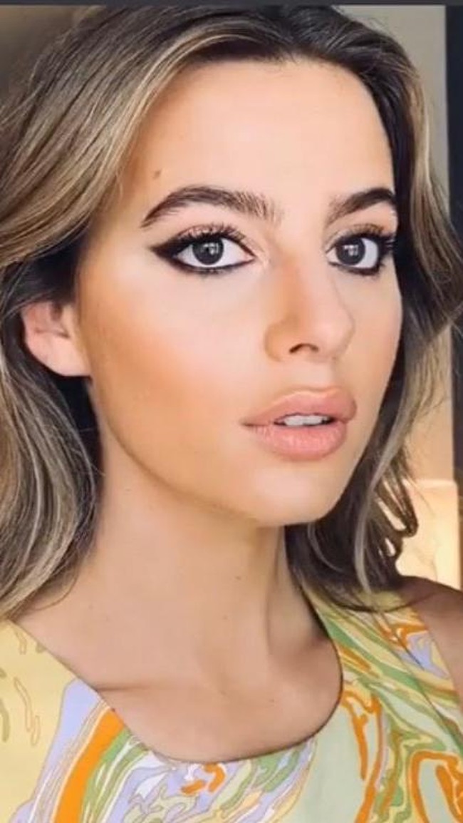 Nadia Parkes menjadi pengganti Olivia Bolton, mantan pacar Tom. Mereka putus setelah sembilan bulan berpacaran. (Foto: Instagram/@nadia.parkes)