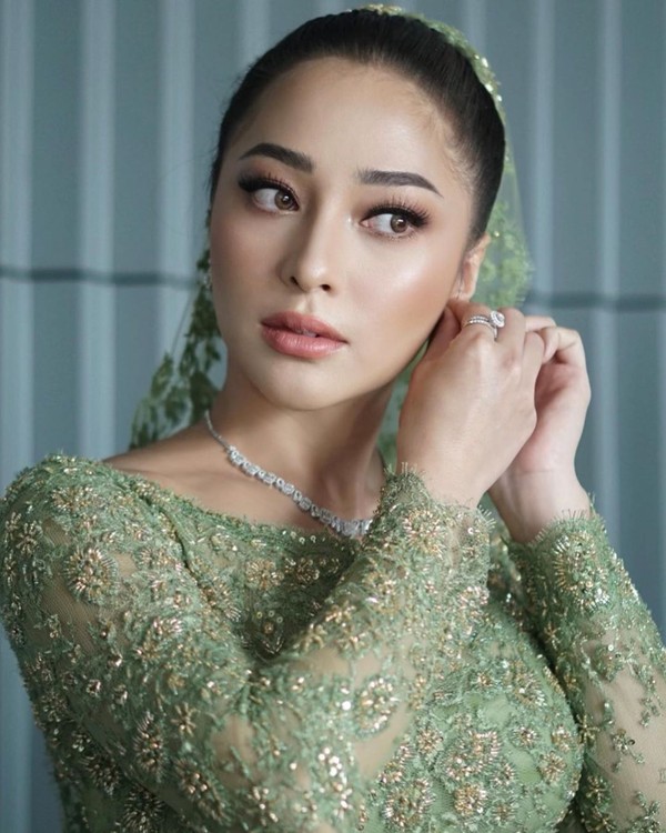 Nikita Willy Bagikan Hadiah Mewah untuk Bridesmaid Jelang Nikah, Ini Isinya