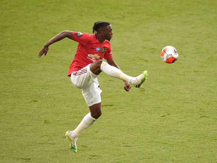 10 Pemain Hobi Nekel di Liga Inggris, Nomor Satu Beknya MU