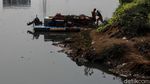 Perahu Pengangkut Sampah di BKB Efektif Bersihkan Lingkungan
