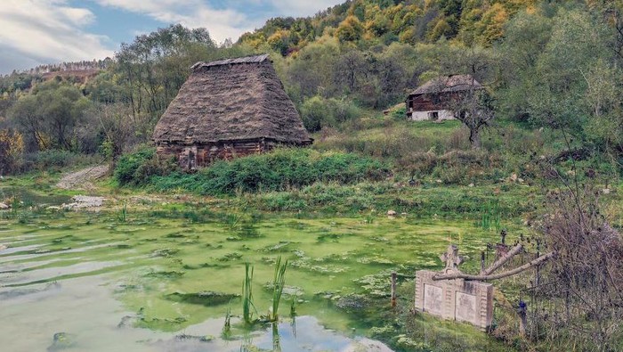 Potret Desa di Rumania yang Sudah Berganti Jadi Lembah Beracun Potret Desa di Rumania yang Sudah Berganti Jadi Lembah Beracun