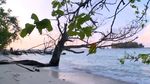 Foto: Nia Ramadhani, Pantai dan Pulau Seribu