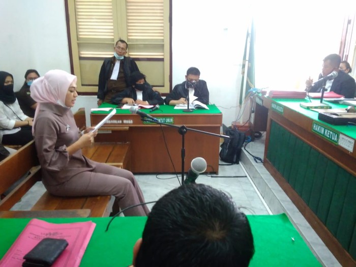 Sidang pleidoi Febi Nur Amelia (Datuk Haris Molana-detikcom)
