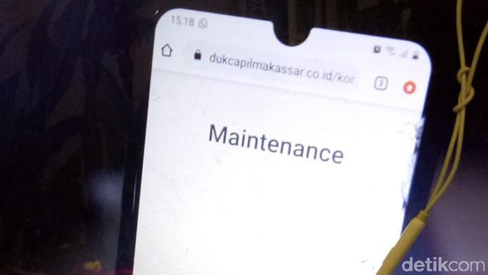 Situs Dukcapil Makassar sempat diretas (Ibnu-detikcom).