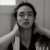 Jang Dong YunUntuk perannya dalam drama Tale of Nokdu, Jang Dong Yun harus bertransformasi menjadi pria cantik. Jang Dong Yun pun memanjangkan rambut yang membuatnya tampil beda dari peran-peran sebelumnya. Rambut panjang itu pun sempat diabadikan untuk sebuah pemotretan. Foto: Istimewa