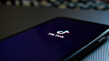 dMentor: Main TikTok Dapat Uang