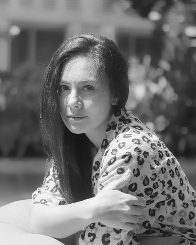 Wajah natural tanpa makeup Wulan Guritno ikut meramaikan tantangan #WomenSupportingWomen. Foto: Instagram