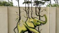 Karya-karya grafitinya begitu pas dan bisa menyatu dengan keadaan sekitarnya. (dok Falko Fantastic)