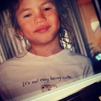 Dia merupakan model berbayaran tertinggi ketiga di dunia dan membintangi berbagai iklan beberapadi antaranya Nike juga GAP. Wanita ini memiliki dua anak dari musisi ternama dunia. Foto: Instagram