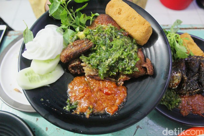 Nasi Uduk 17 Benhil Nasi Uduk 17 Benhil
