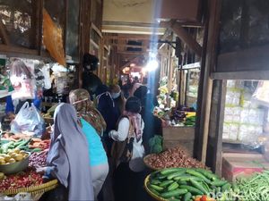 Jelang Idul Adha, Harga Kebutuhan Pokok di Pasar Kuningan Merangkak Naik