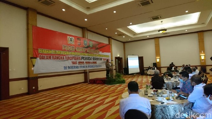 Polres Cilegon bertemu dengan pihak perusahaan untuk membahas stabilitas situasi jelang Pilwalkot (M Iqbal/detikcom)
