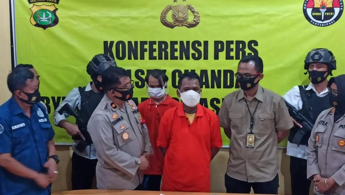 Polsek Cilandak merilis pelaku pencurian motor