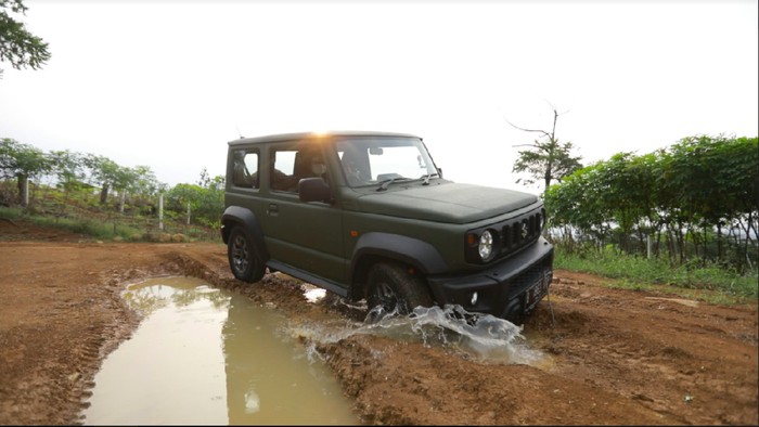 Harga Suzuki Jimny Di Indonesia Tembus Rp 400 Juta