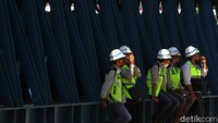 Jalan Layang Purwosari senilai Rp 104,6 miliar yang bersumber dari APBN.