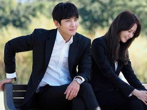 Sinopsis The K2 Episode 7, Anna Diancam Yoo Jin