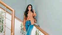 Vernita Syabilla membantah dirinya merusak rumah tangga Richie Five Minutes. Foto: Instagram Vernita Syabilla