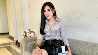 Vernita pernah merilis single bertajuk Koko Tamvan pada 2019 lalu. Dok. Instagram/vernitasyabilla