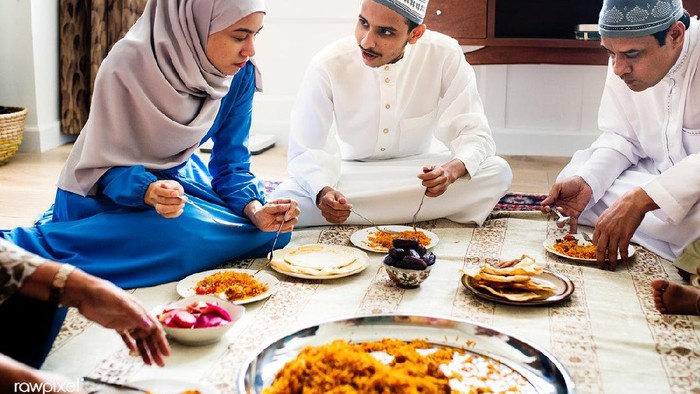anjuran makan sebelum shalat idul adha