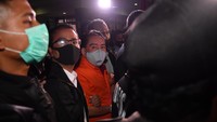 Beginilah penampakkan buronan Djoko Tjandra yang sempat membuat heboh jagat Indonesia yang ditangkap oleh tim gabungan di Malaysia. Foto: Nova Wahyudi/Antara Foto