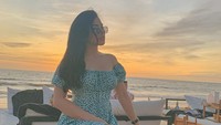 Hingga saat ini, Elvia dan Lia ternyata masih berkomunikasi dan belum memutuskan hubungan mereka. Dok. Instagram/elviacerolline